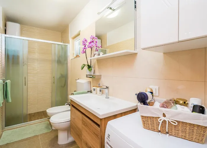 4 Bedroom Gorgeous In بيت للعطل