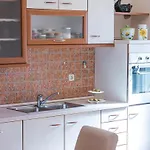 Vikendica 4 Bedroom Cozy Home In Banici *