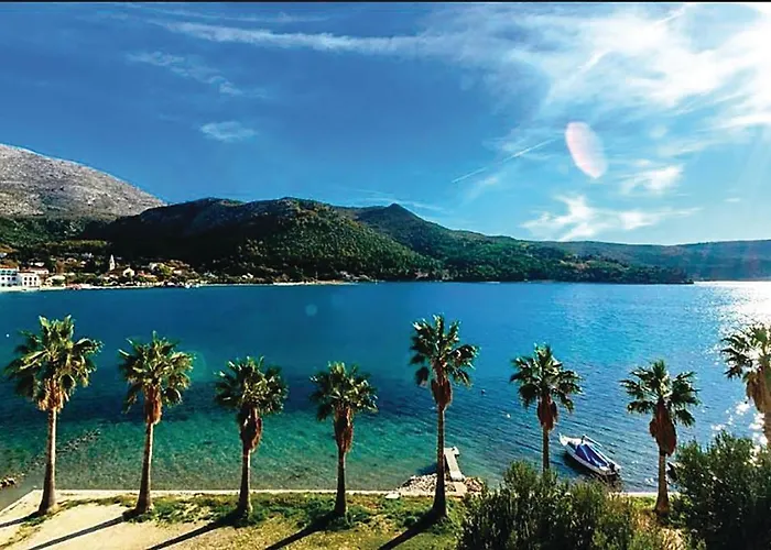 4 Bedroom Gorgeous In Vakantiehuis *